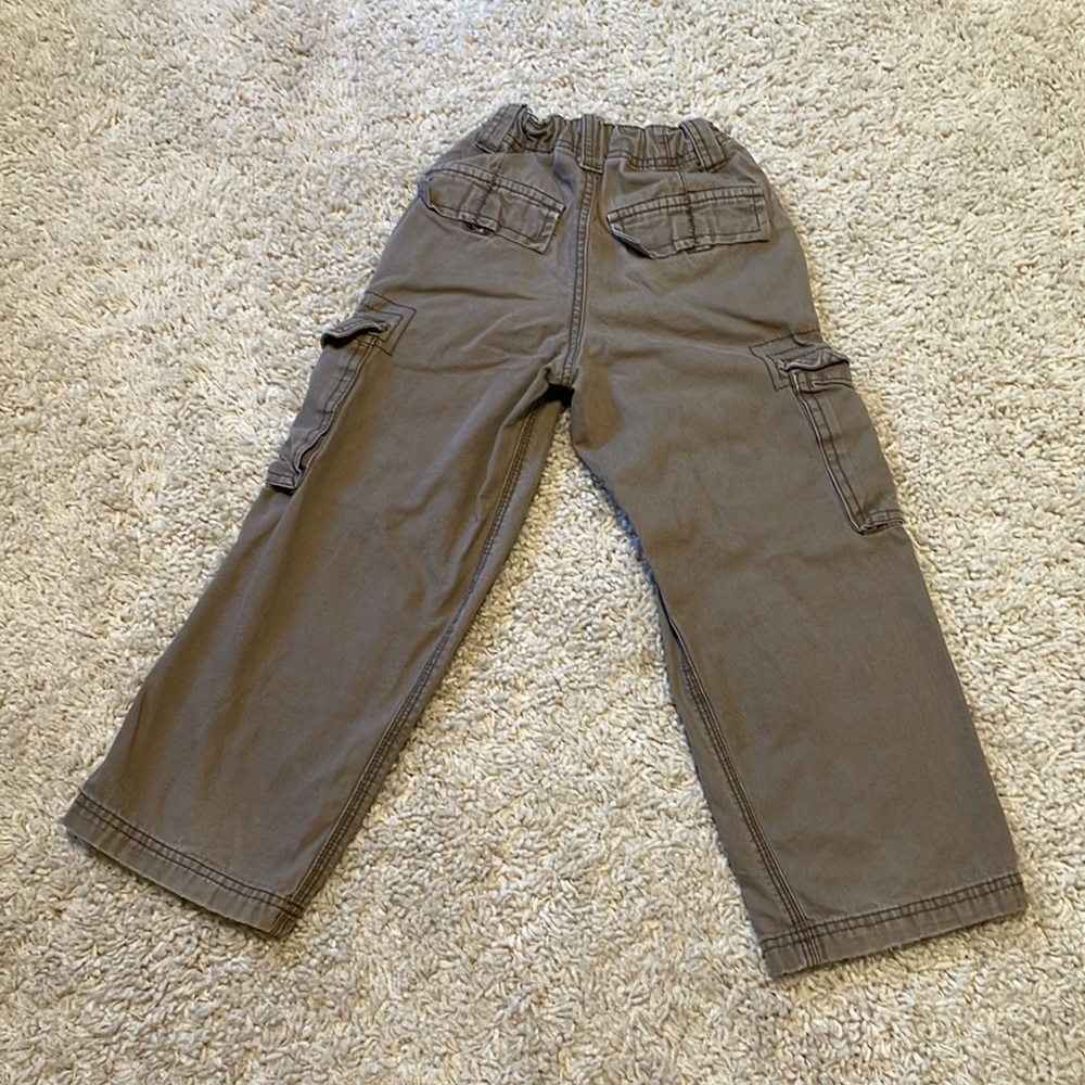 Gently used boys Cargo Pants - Picture 4 of 5